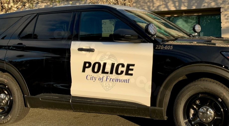 Intersection in Fremont closed due to crash on Tuesday morning