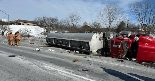 Tanker truck accident shuts down all lanes of I-695 inner loop in Baltimore County