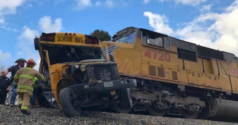 Delay in safety upgrade at Athens railroad crossing 7 years after fatal bus crash