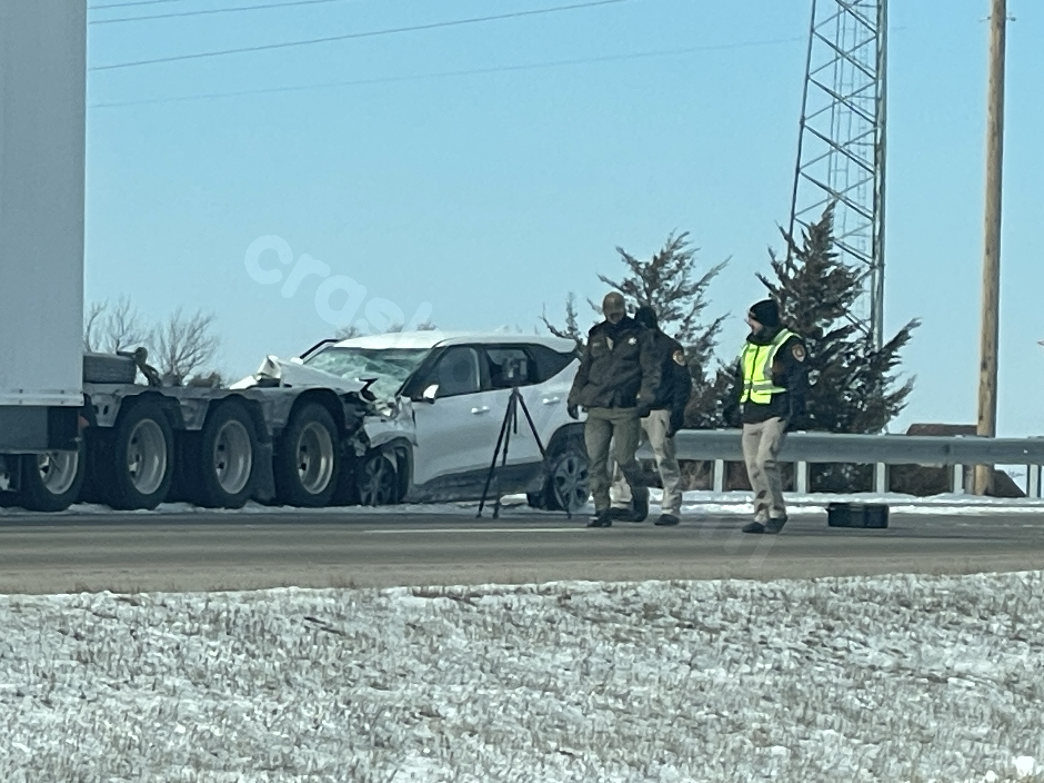 Fatal crash near El Paso: Man killed when car rear-ends semi
