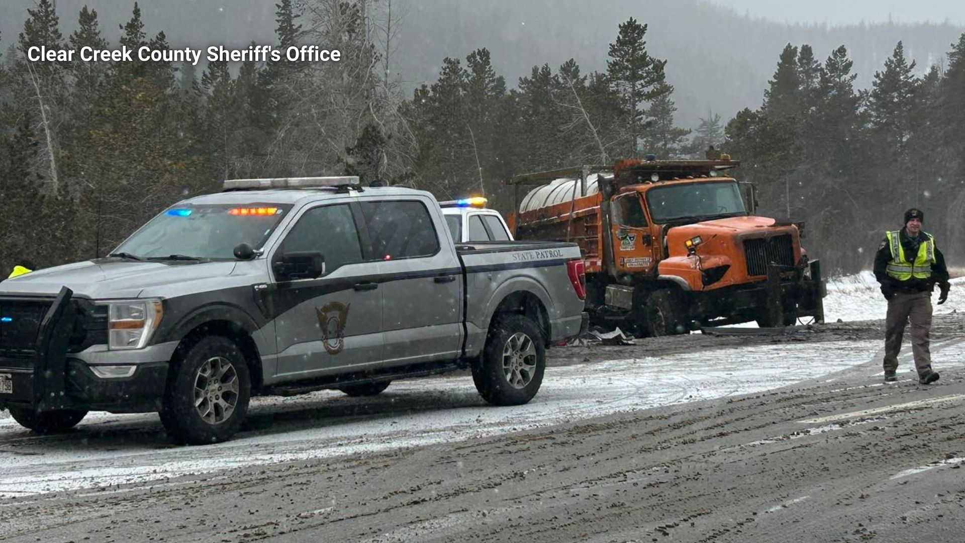 Tragedy strikes Santa Clarita girls hockey team in Colorado crash