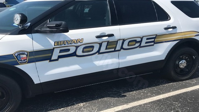 Police in Bryan respond to deadly collision