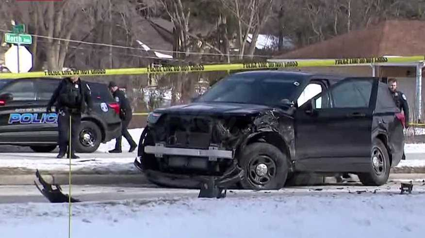 Wauwatosa squad car involved in crash during police chase in Brookfield