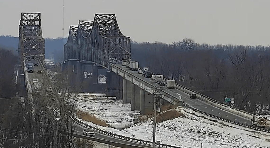Accident on southbound Twin Bridge cleared