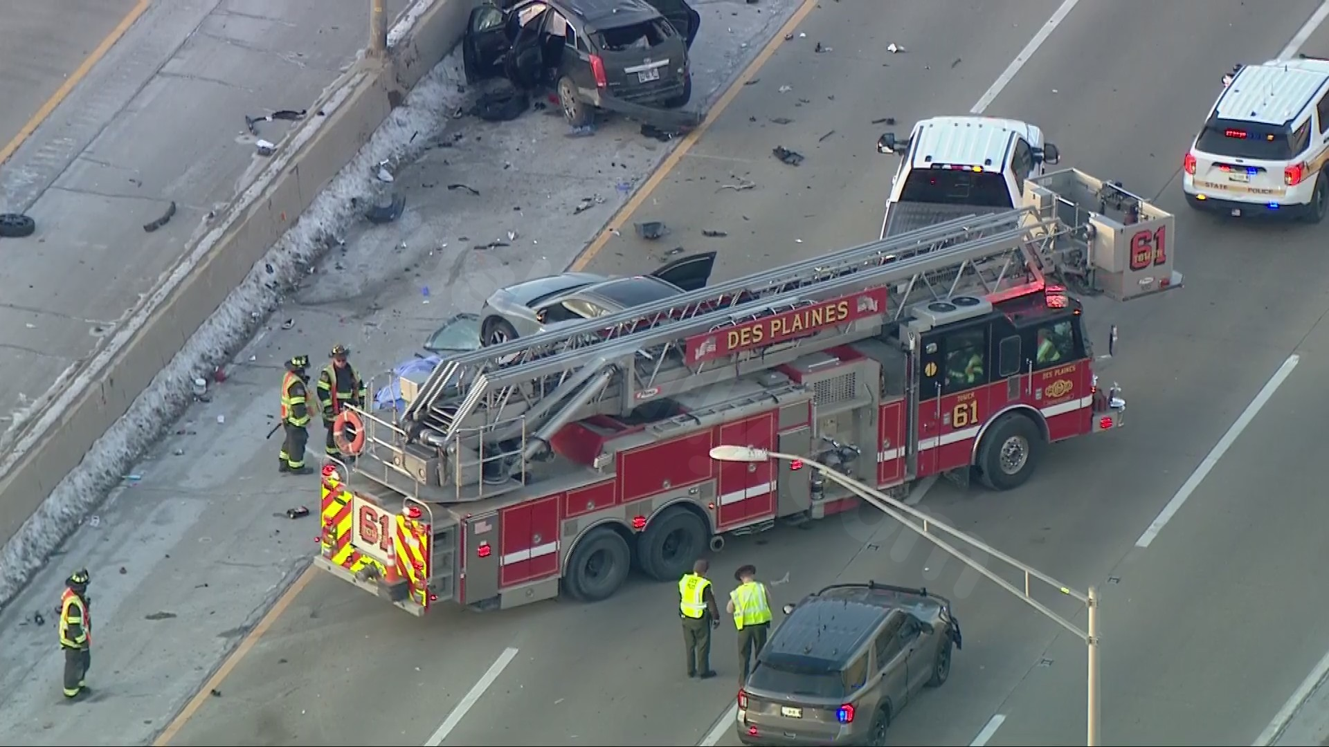1 dead in rollover crash on Tri-State Tollway in Des Plaines