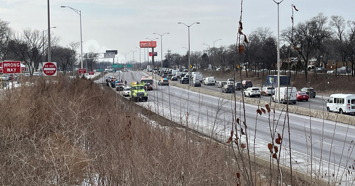 Inbound I-290 lanes shut down by crash, car fire after police chase at 25th Avenue in the west suburbs