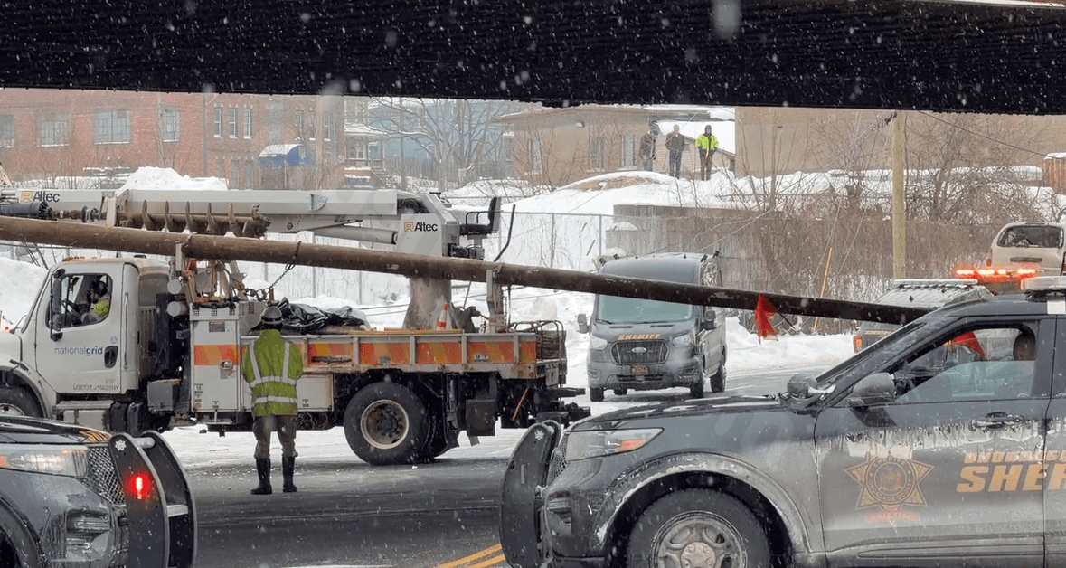 TIMELINE: Deadly stolen minivan crash on Erie Boulevard West in Syracuse