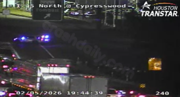 Fatal crash shuts down I-45 North in Spring, officials say
