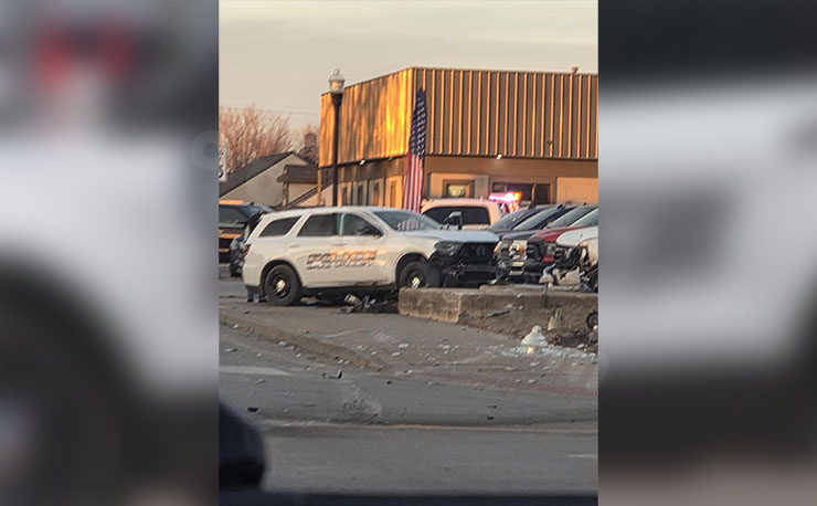 Officer hurt following crash in Grain Valley on Saturday