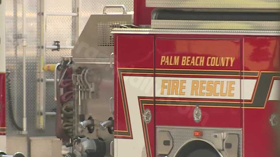 Glider crash in western Boynton Beach leaves one critically injured