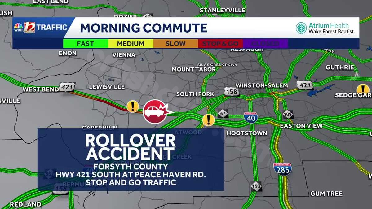 Lane closed on Salem Parkway after crash