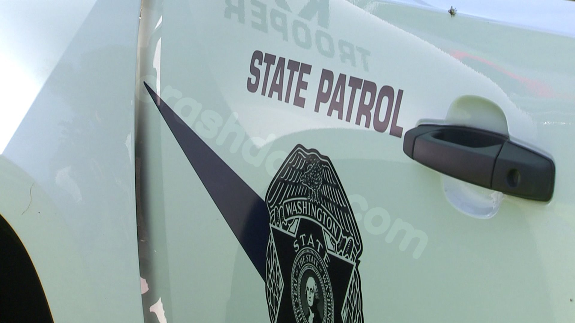 3 killed, 2 injured in crash on Highway 2 near Gold Bar, WA