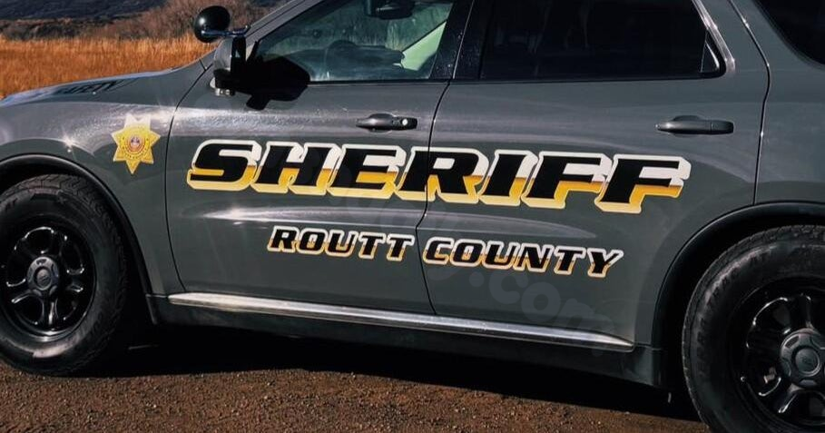 4 people killed in plane crash in Colorado mountains near Steamboat Springs