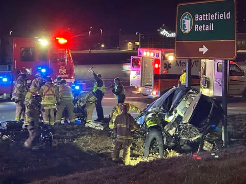 Rollover crash on U.S. 65 leaves driver with injuries