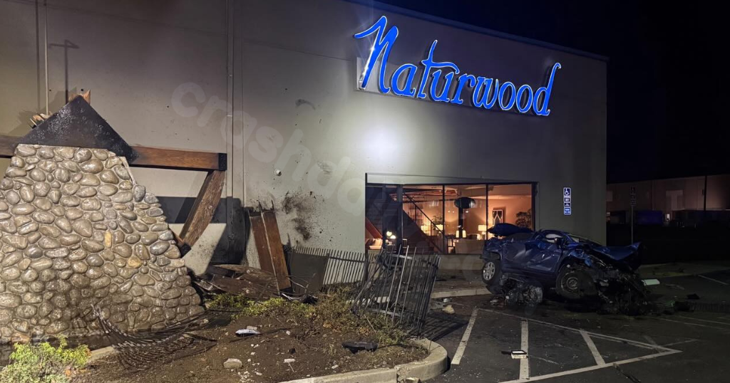 Driver suspected of DUI after crash into iconic Rancho Cordova water wheel