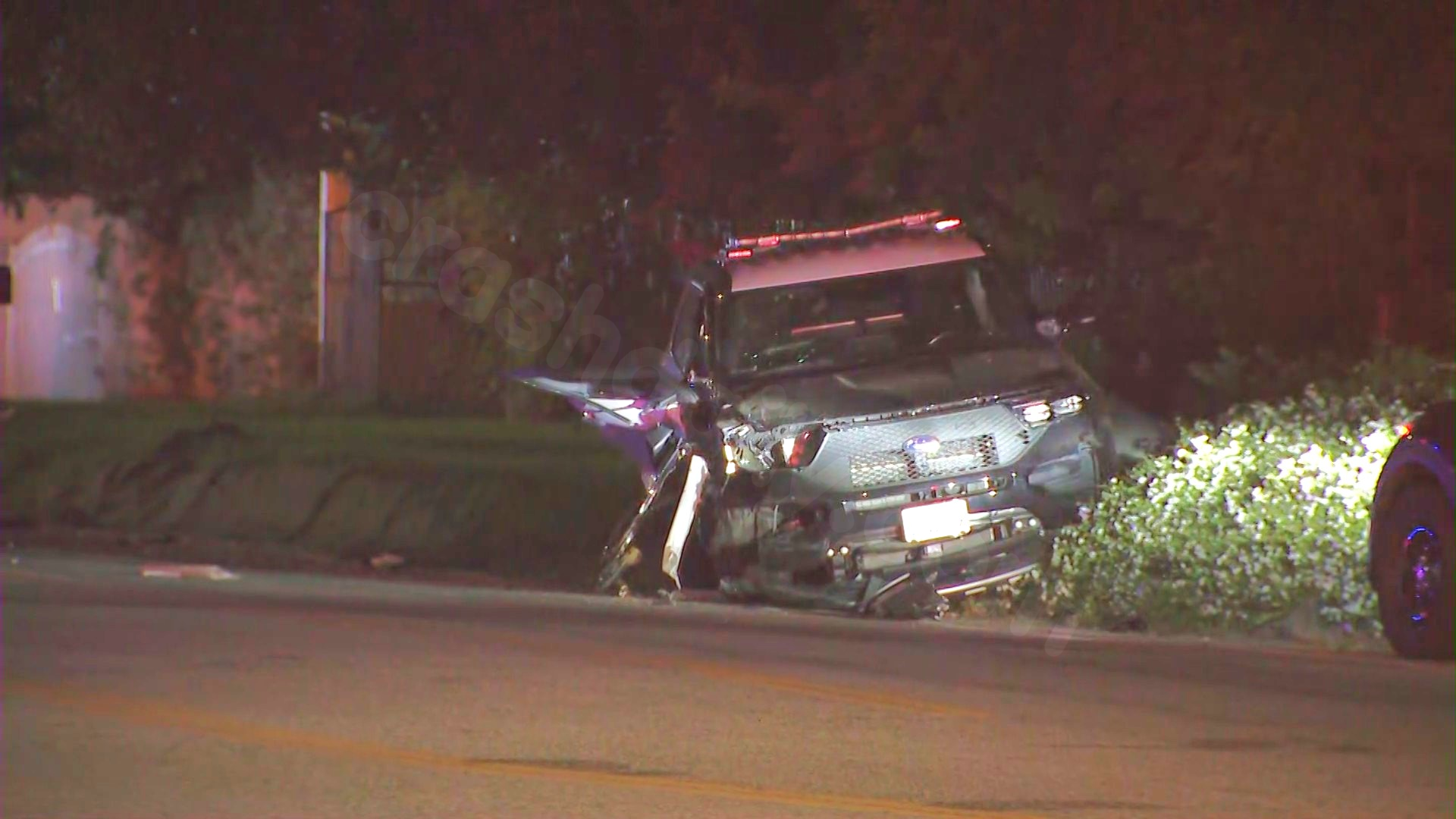 3 LAPD officers hospitalized after pursuit crash in Northridge