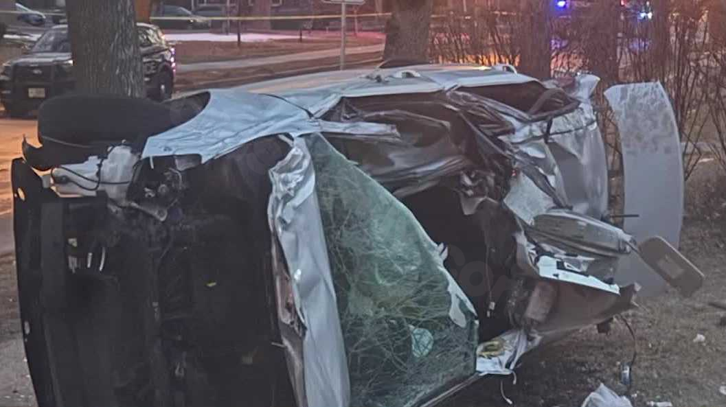 Person dies in rollover crash in Milwaukee, another seriously injured