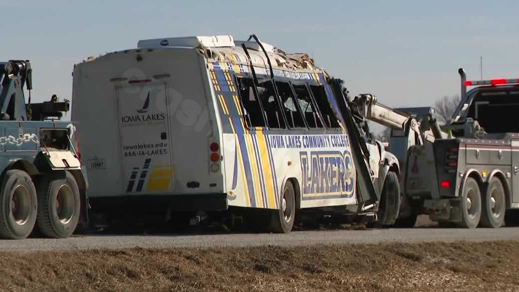 Iowa Lakes Community College to resume classes after fatal bus crash