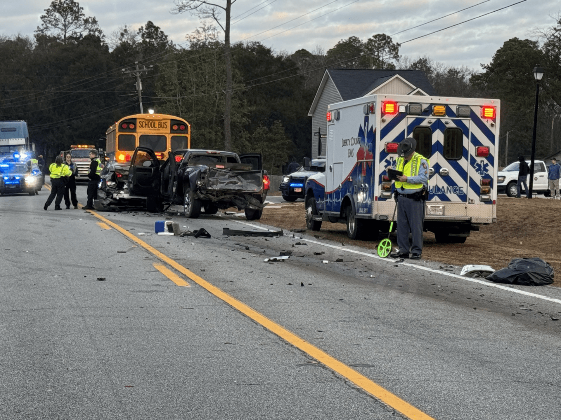 A 3 vehicle crash in Liberty County has section of Talmadge Rd closed