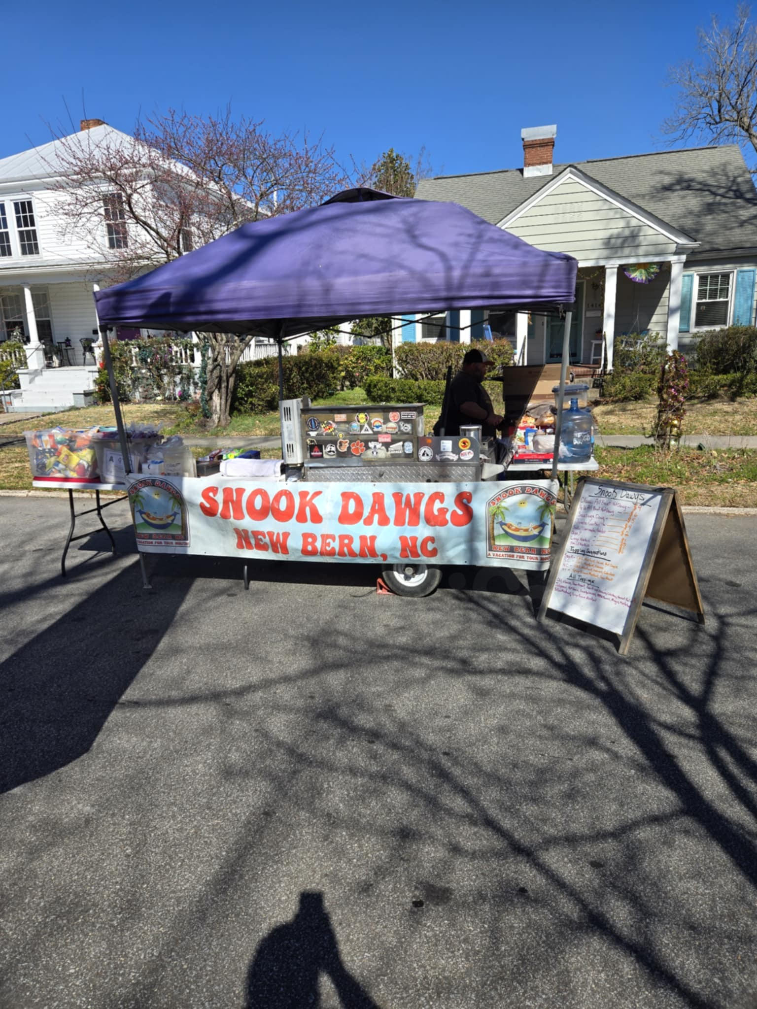 Food cart owner looking to rebuild business after accident