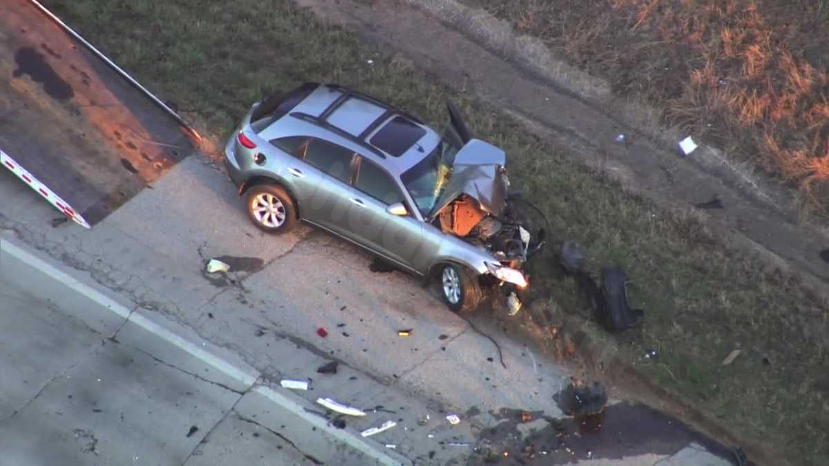 Damaging crash causing significant backup on westbound I-40 near Midwest City