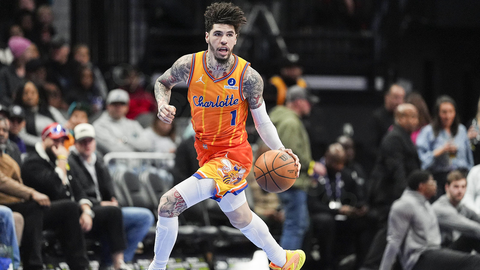 Is Hornets’ LaMelo Ball playing vs. Rockets after car accident?