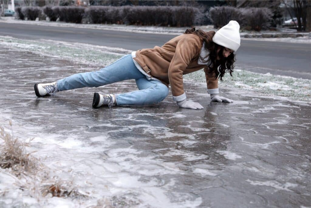 Slip-and-Fall Accidents: When Is a Business Responsible? Jacoby & Meyers New York answers your questions
