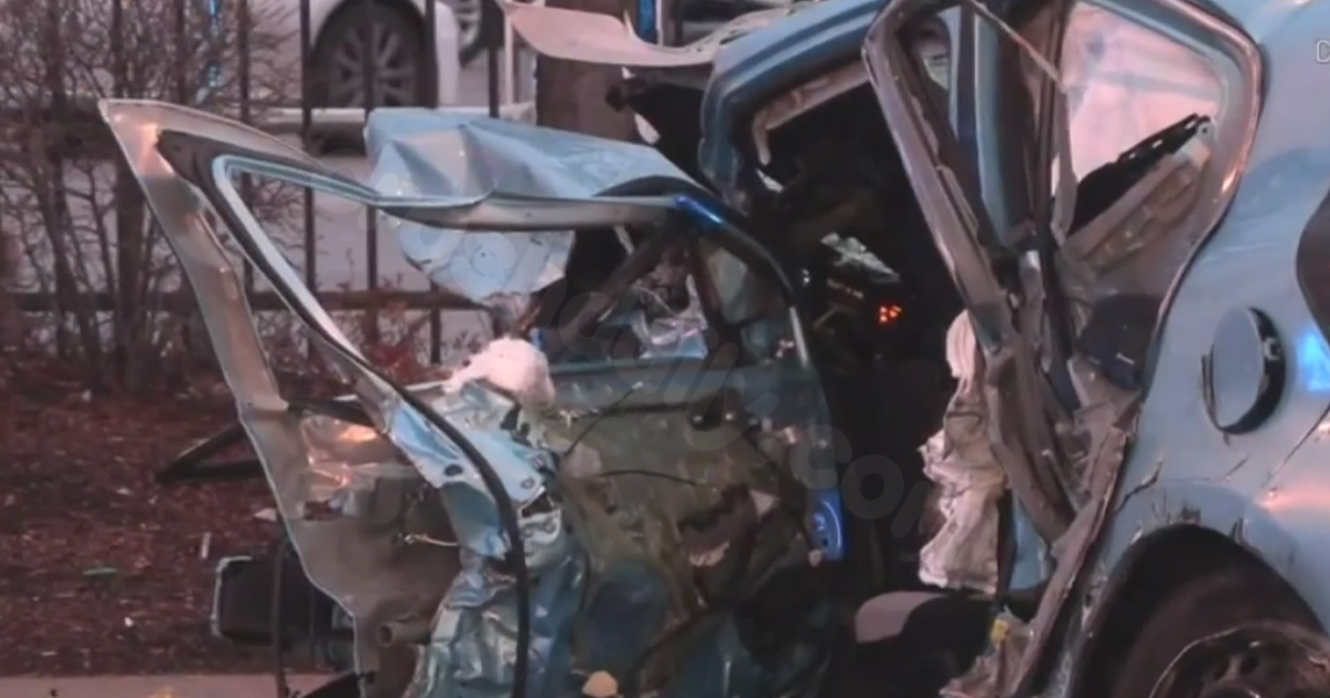 2 seriously injured in crash in Avondale