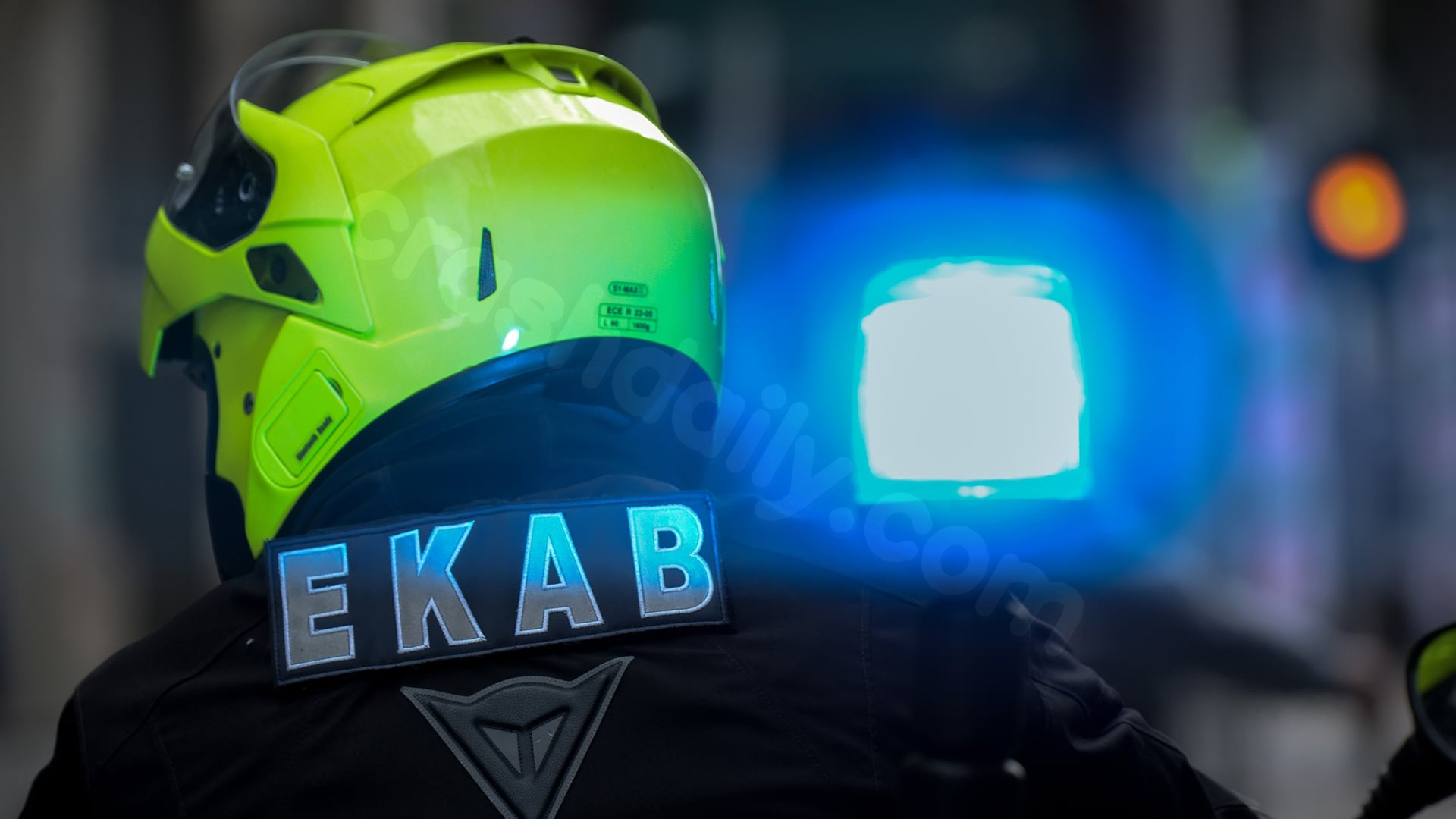 Woman killed, two men injured in Patra traffic crash