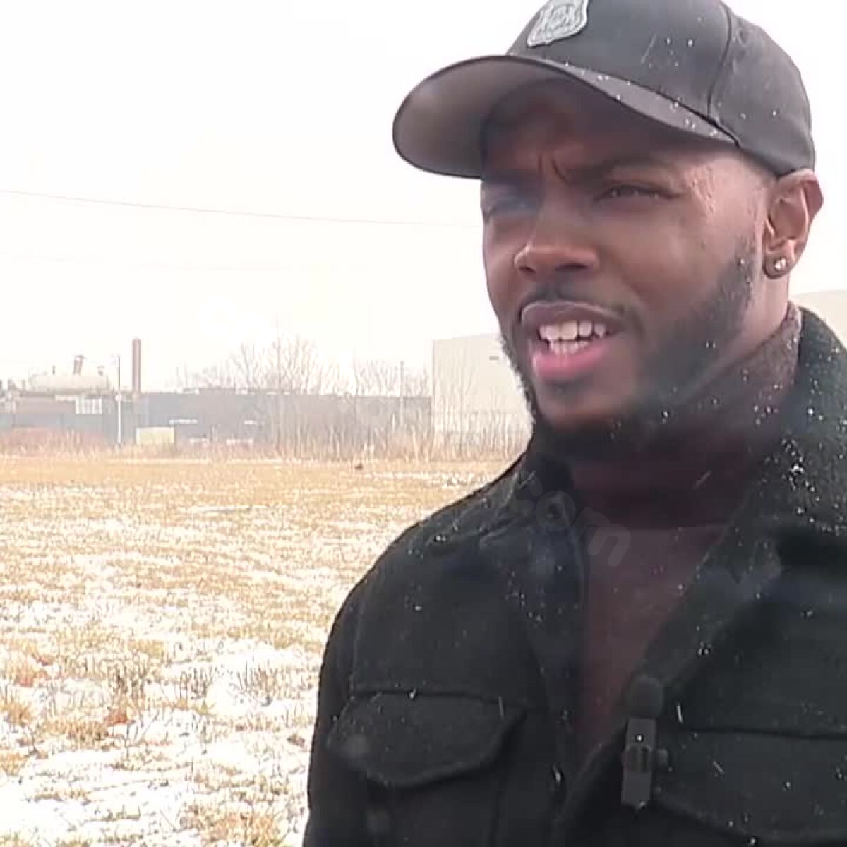 2 dead after driver crashes vehicle into warehouse on Detroit's west side