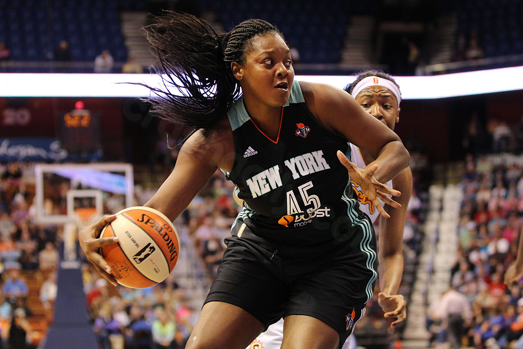 Former WNBA champion dead after I-285 weekend crash