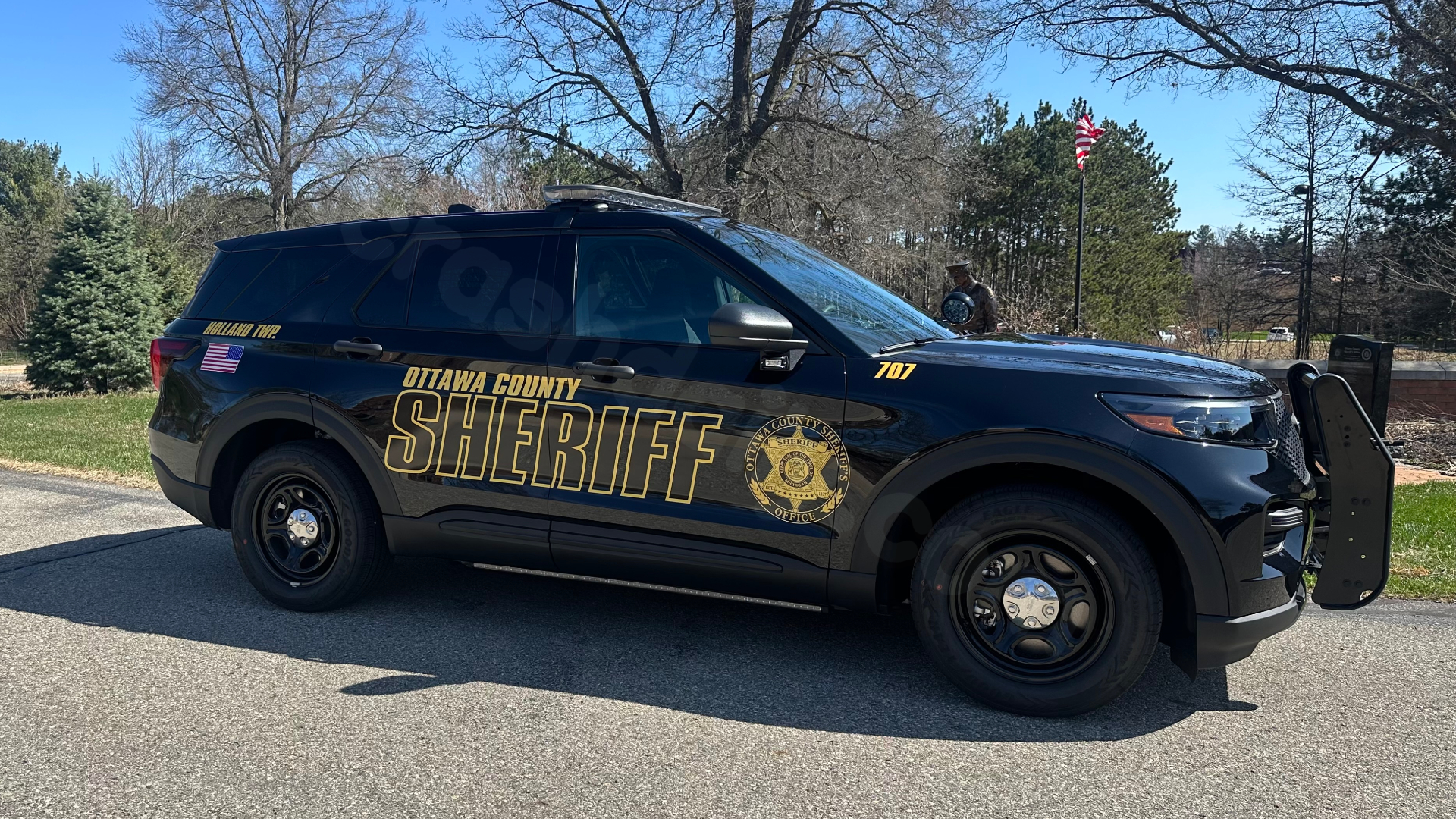 4 injured in ejection car crash in Jamestown Township