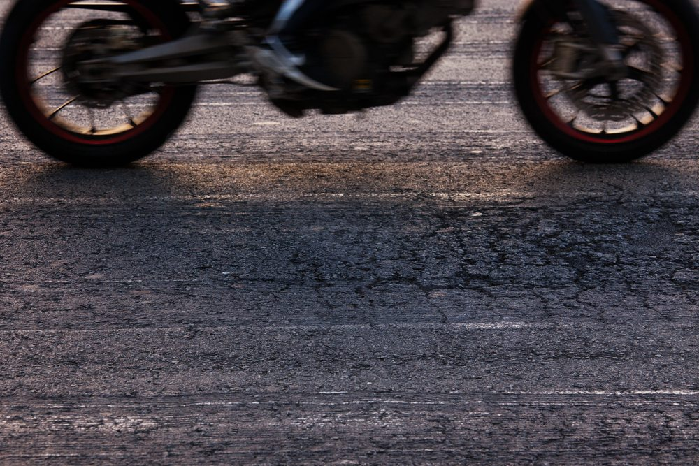 Fatal Motorcycle Crash on 405 Freeway in Long Beach (2/24)