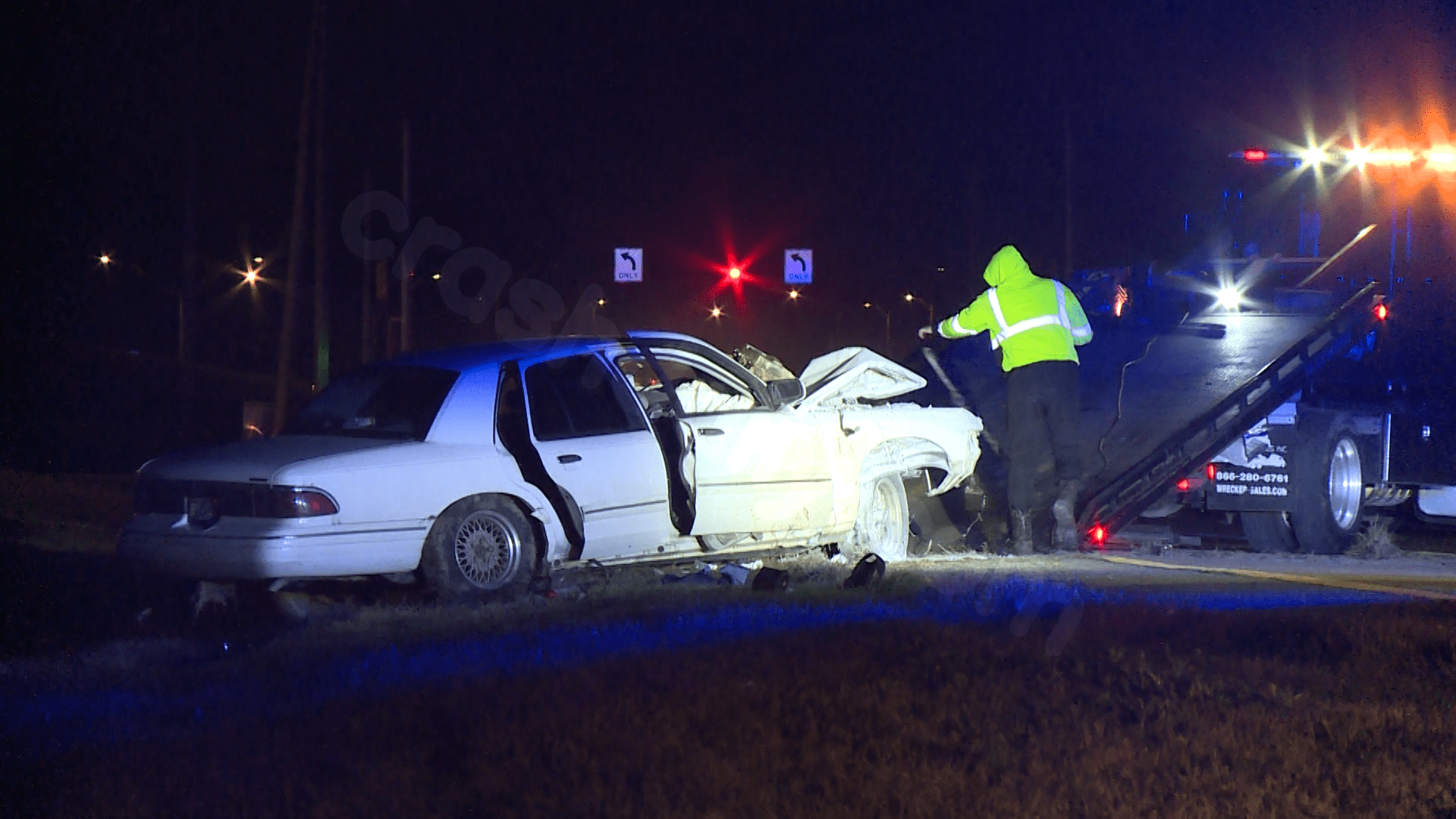 Three critically injured in car crash in East Memphis