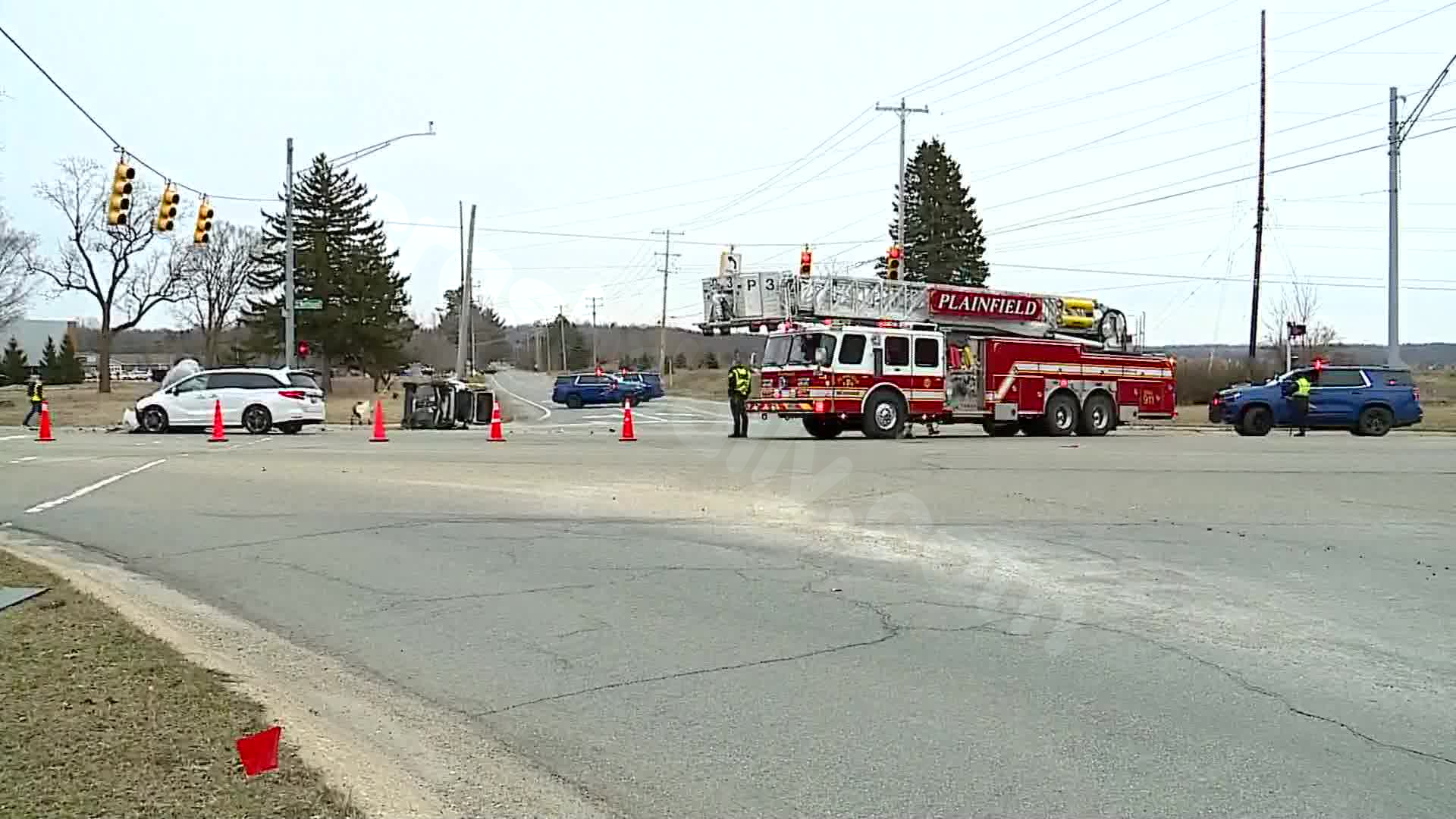Man hospitalized after Plainfield Township crash, MSP says