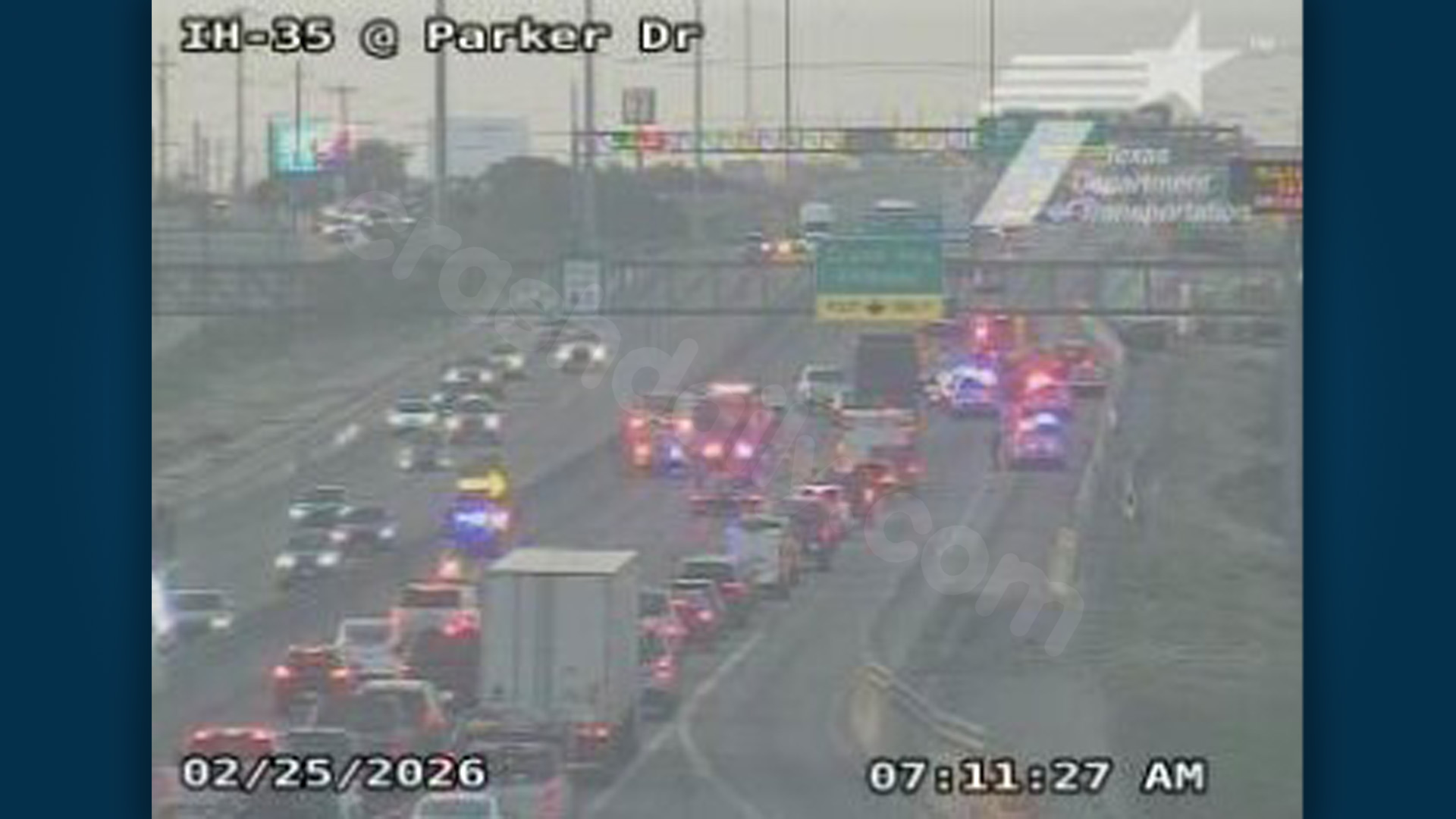 Southbound I-35 reopened after multi-vehicle crash causes delays