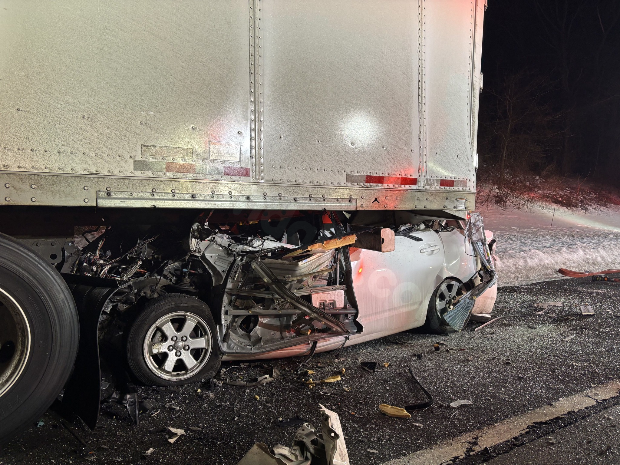 Serious injuries reported in crash on I-84 East in Manchester