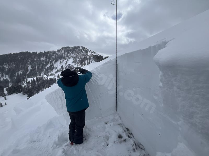 Utah Avalanche Center releases report on fatal snowmobiling accident