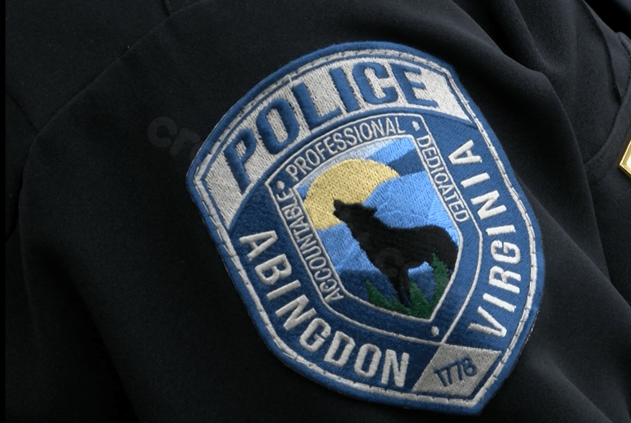 One dead after crash in Abingdon Friday evening, investigation ongoing
