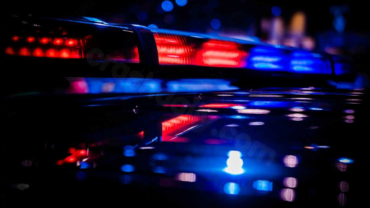 Deadly motorcycle crash closes Evans Ave north of MLK Blvd in Fort Myers