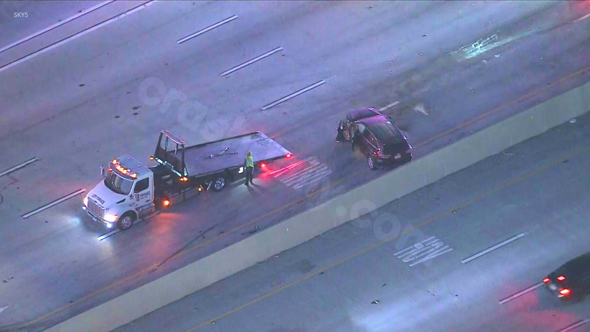 Off-duty officer involved in crash that shut down EB 10 Freeway in West Covina