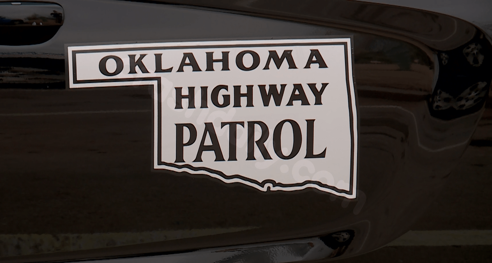 Crash involving school bus and semi-truck shuts down I-44, injuries reported
