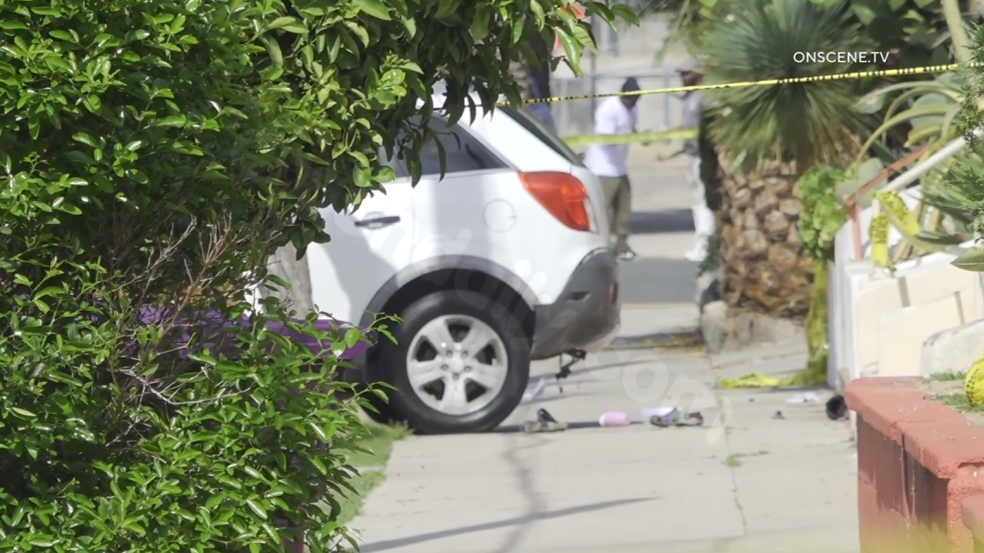 Toddler killed after vehicle backs into Long Beach family sitting on front steps of building