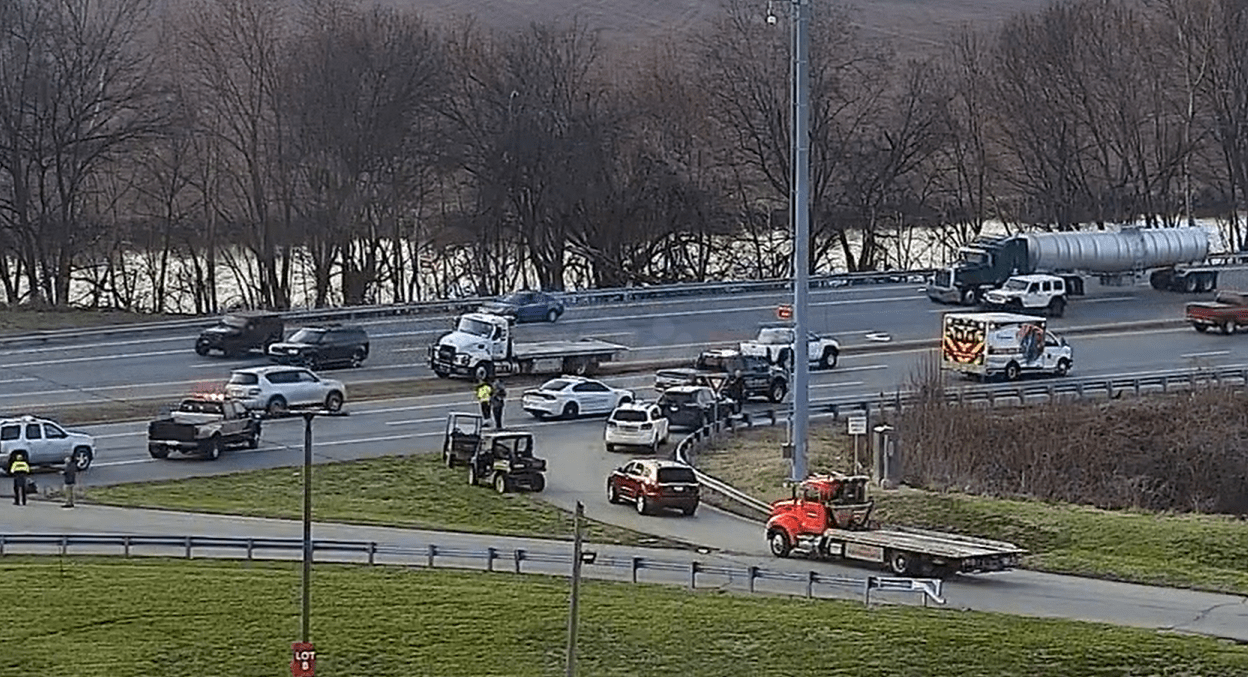 Motorcycle crash slows traffic on Highway 41 in Henderson