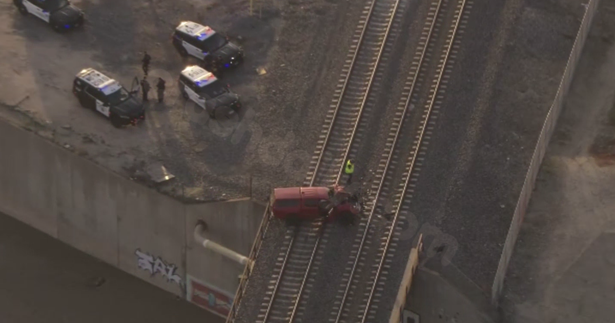 San Bernardino pursuit suspect crashes into train while fleeing from police
