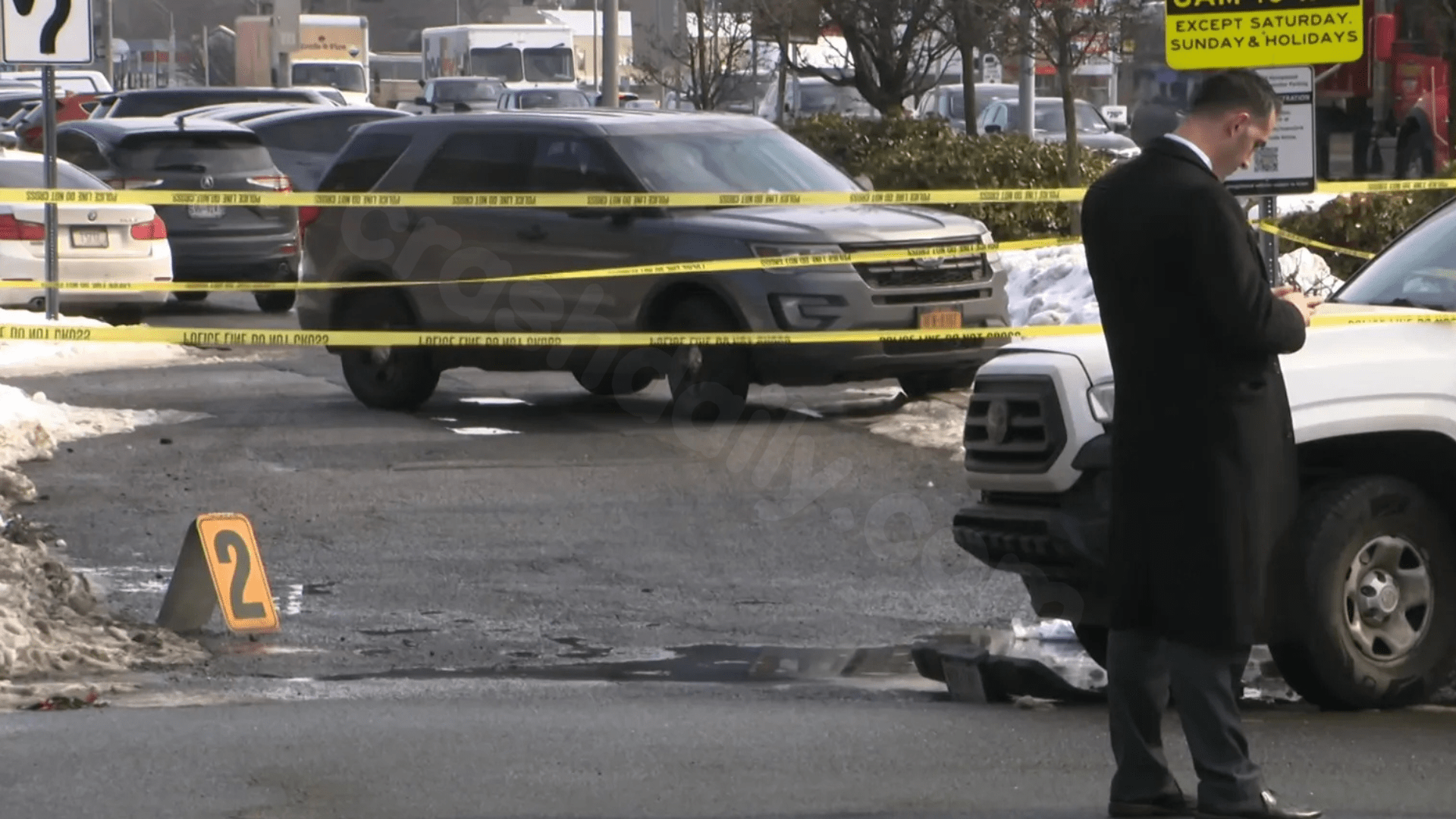 Long Island crossing guard dies days after being struck by car