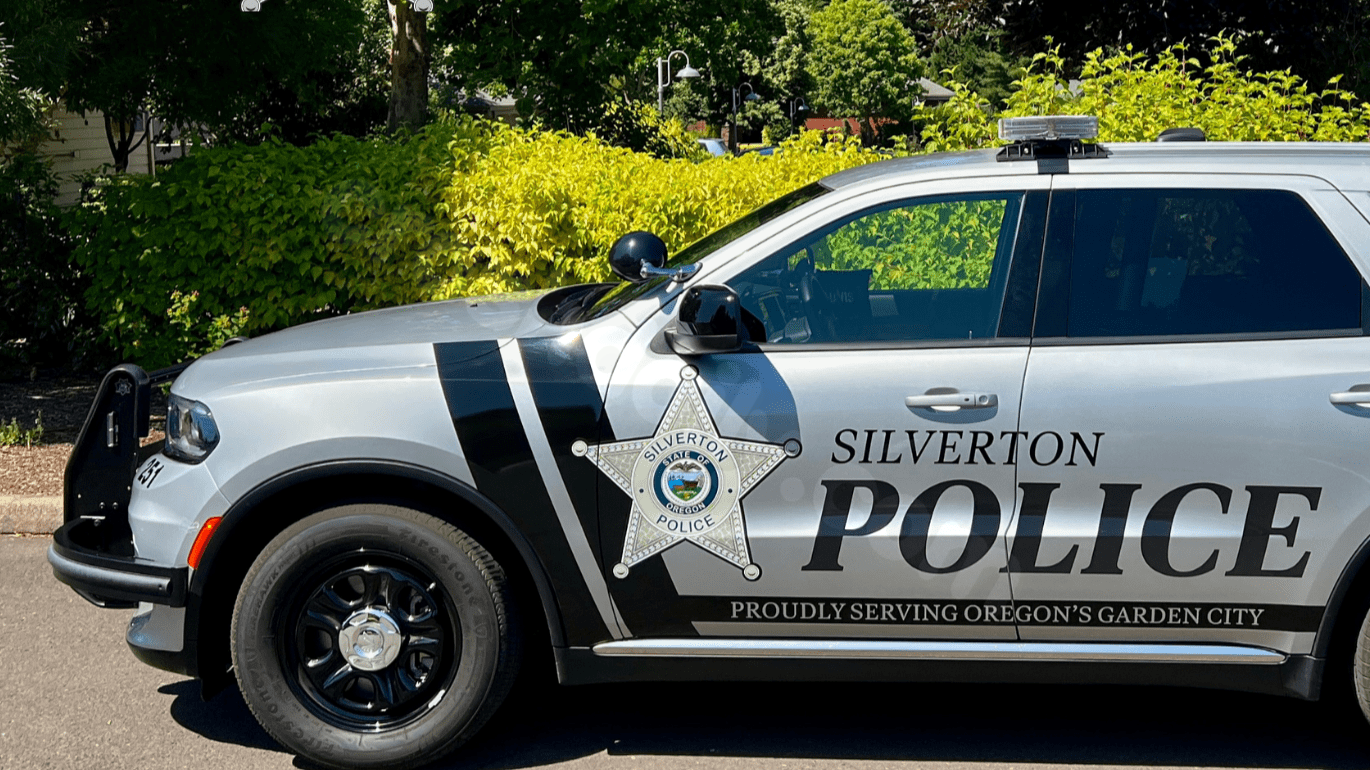 Pedestrian killed, another injured in crash at Oregon apartment complex