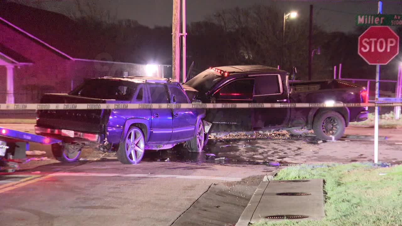 Fort Worth head-on crash leaves one dead
