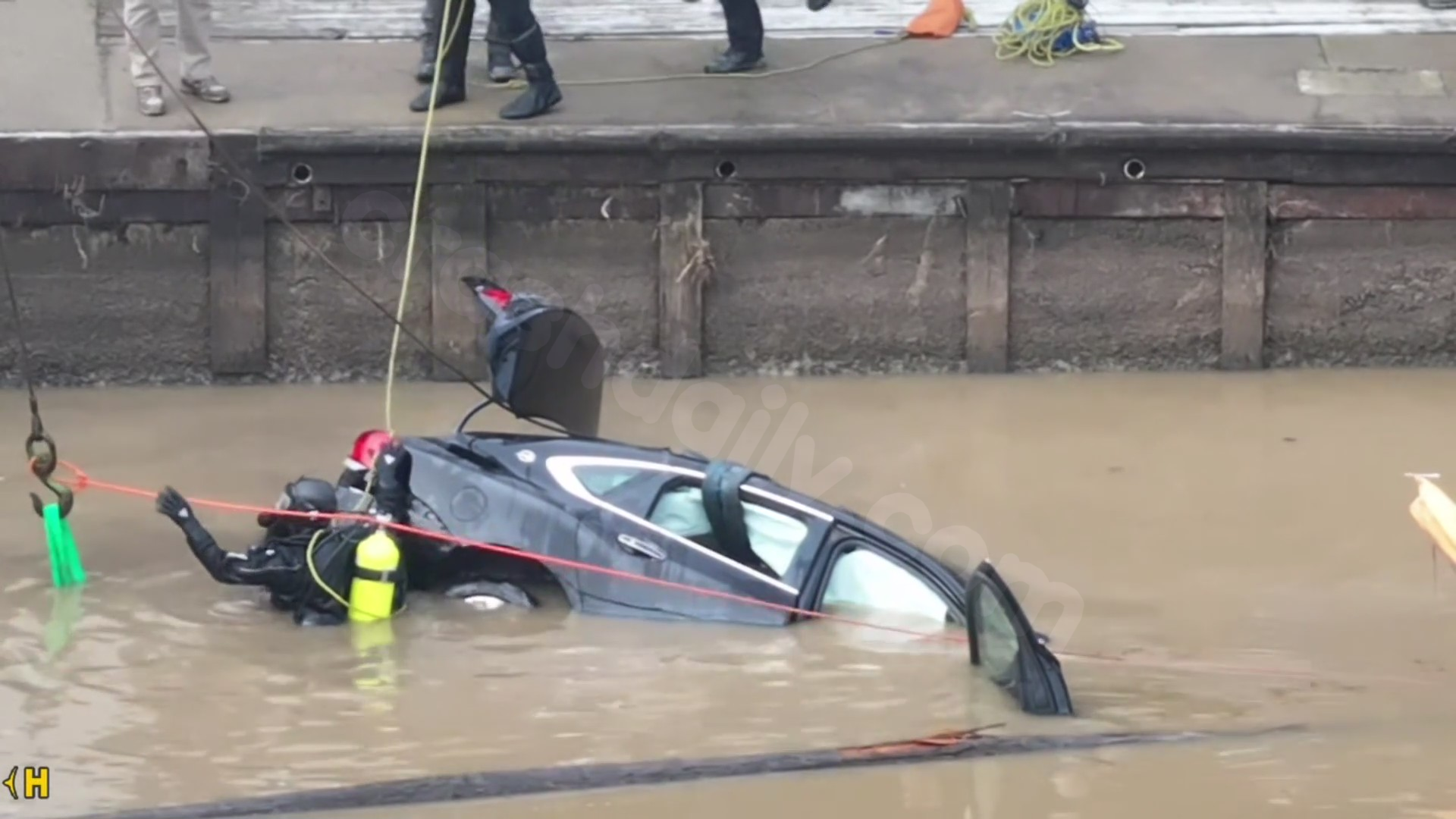 Teenage victims identified in crash at Lorain marina