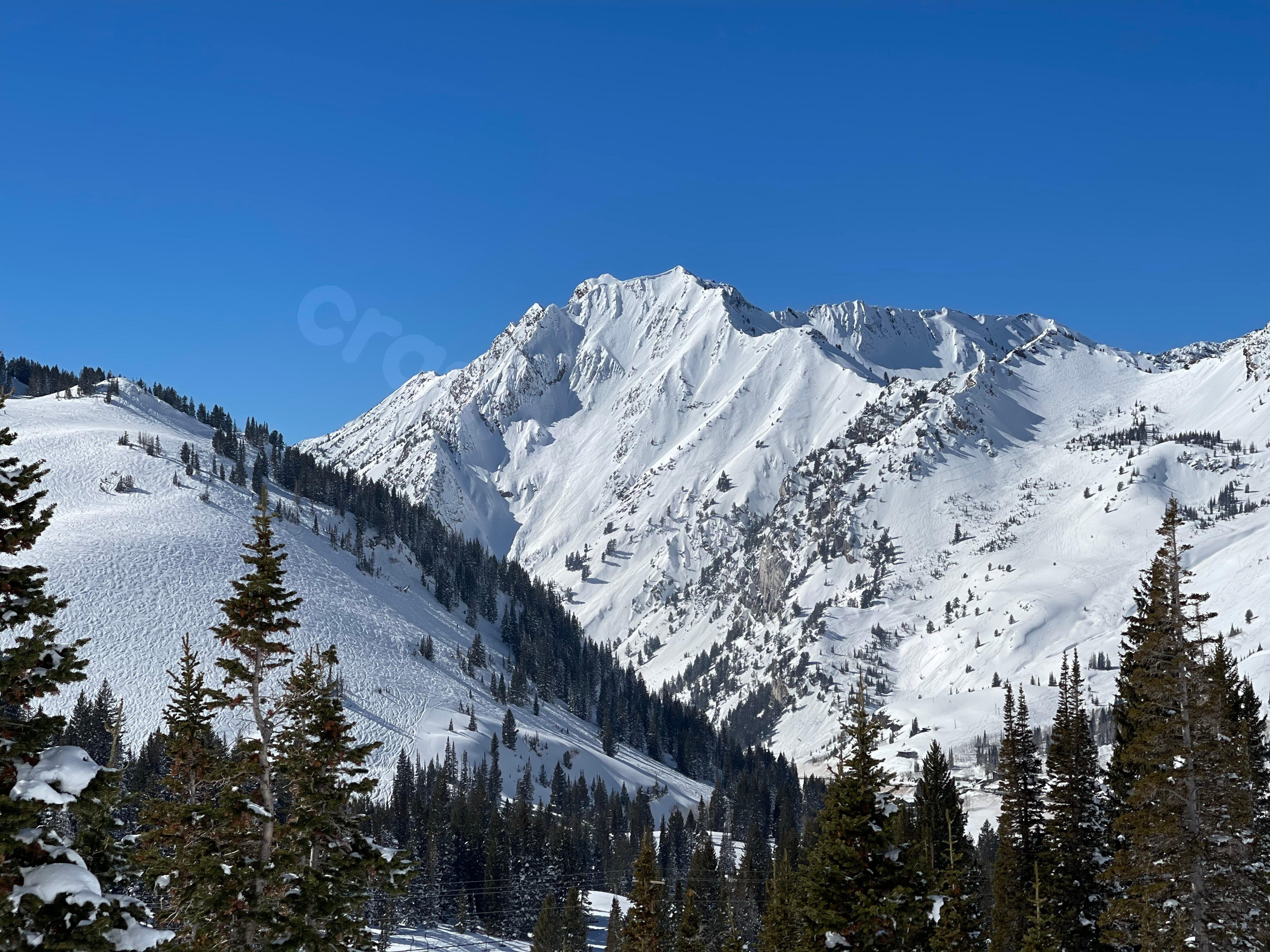 19-year-old dies after ski accident at Alta